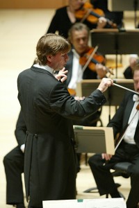 Esa-Pekka Salonen Conducts